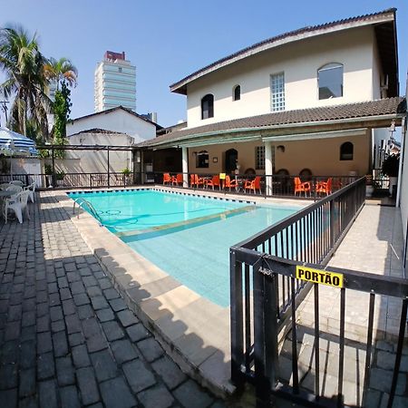 Pousada Parque Suites Estacionamento E Piscina 瓜鲁雅 外观 照片