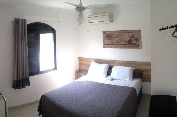 Pousada Parque Suites Estacionamento E Piscina 瓜鲁雅 外观 照片