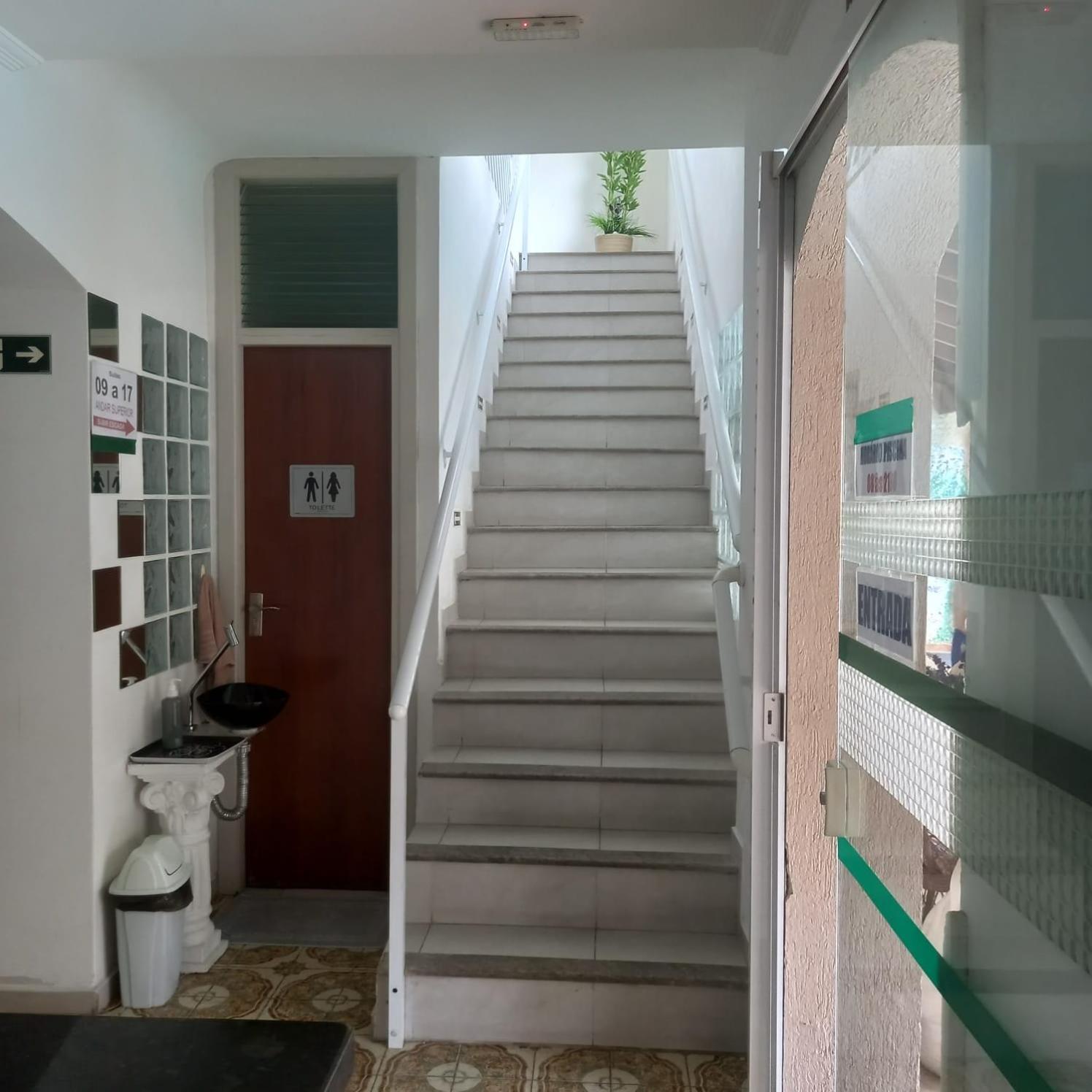 Pousada Parque Suites Estacionamento E Piscina 瓜鲁雅 外观 照片